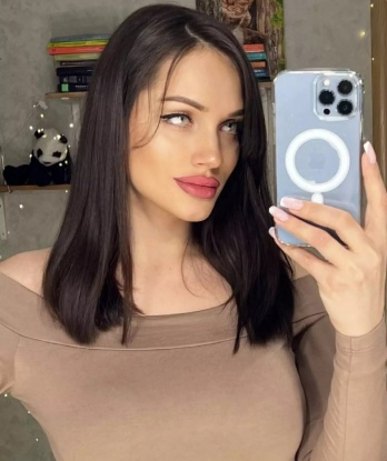 Со мной ты сможешь окунуться в мир удовольствия и разврата. Я креативна и открыта для экспериментов. Мои услуги включают классический секс, оральный секс, эротический массаж и многое другое. Я гарантирую полное удовлетворение и незабываемые ощущения. Мои фото подтверждают мою привлекательность и страстность. Жду тебя в Москве, чтобы сделать нашу встречу незабываемой. 💋🔥 Яна
